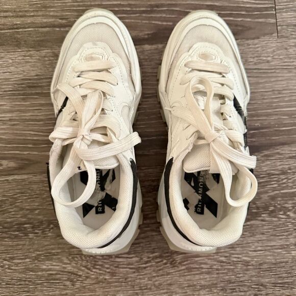 John Richmond Free Time Sneaker In White - Picture 7 of 11